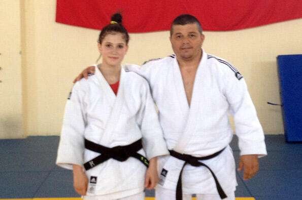 Gülkader ve Yavuz’dan bir altın bir gümüş